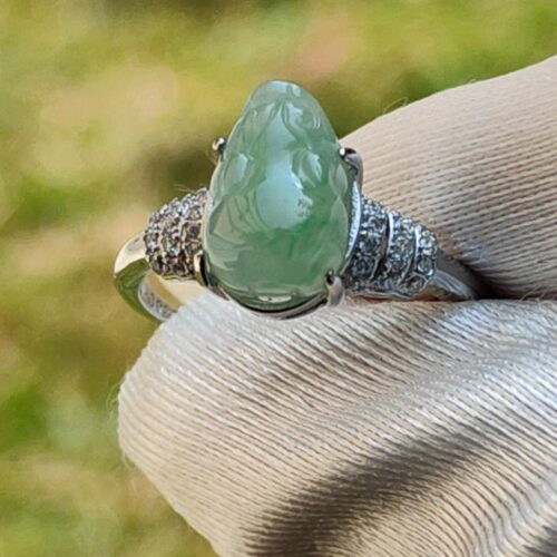 a close up of a ring