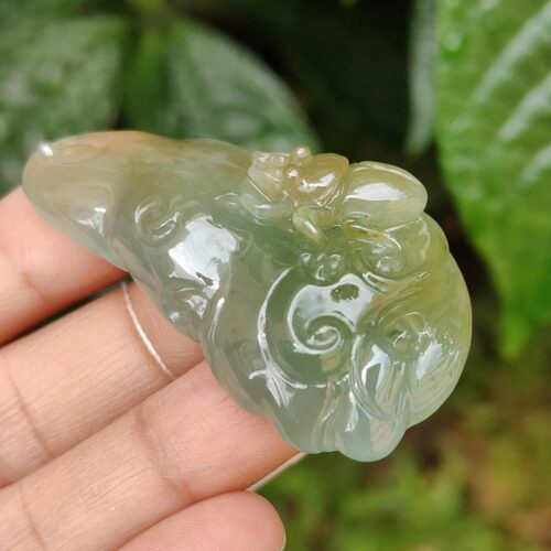 มือถือวัตถุหยก