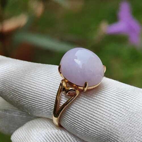 a close up of a ring