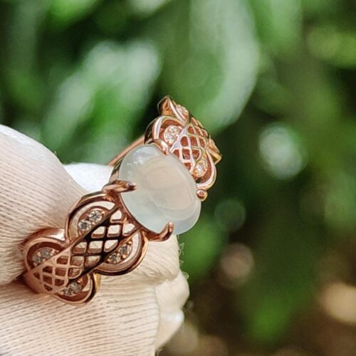 a close up of a ring