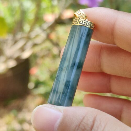 a hand holding a lighter