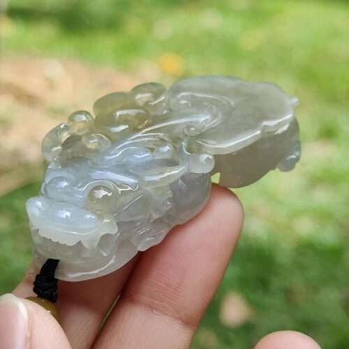 มือถือมังกรหยก