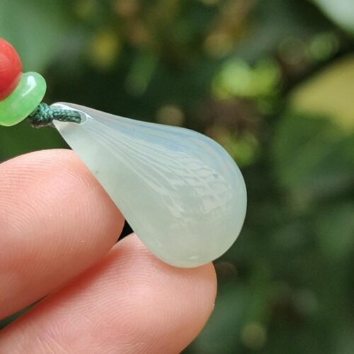 a close up of a bead