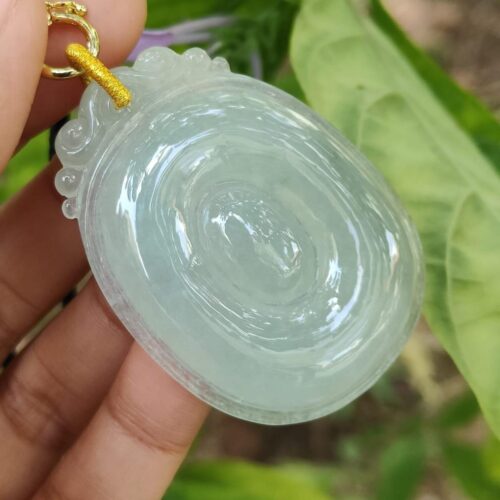 มือถือจี้หยก