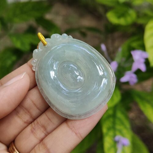 มือถือจี้หยก