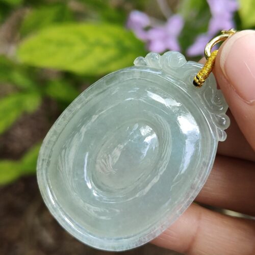 มือถือจี้หยก