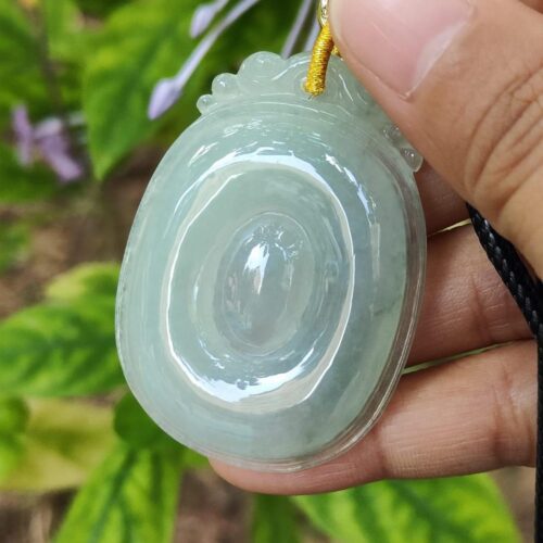 มือถือจี้หยก