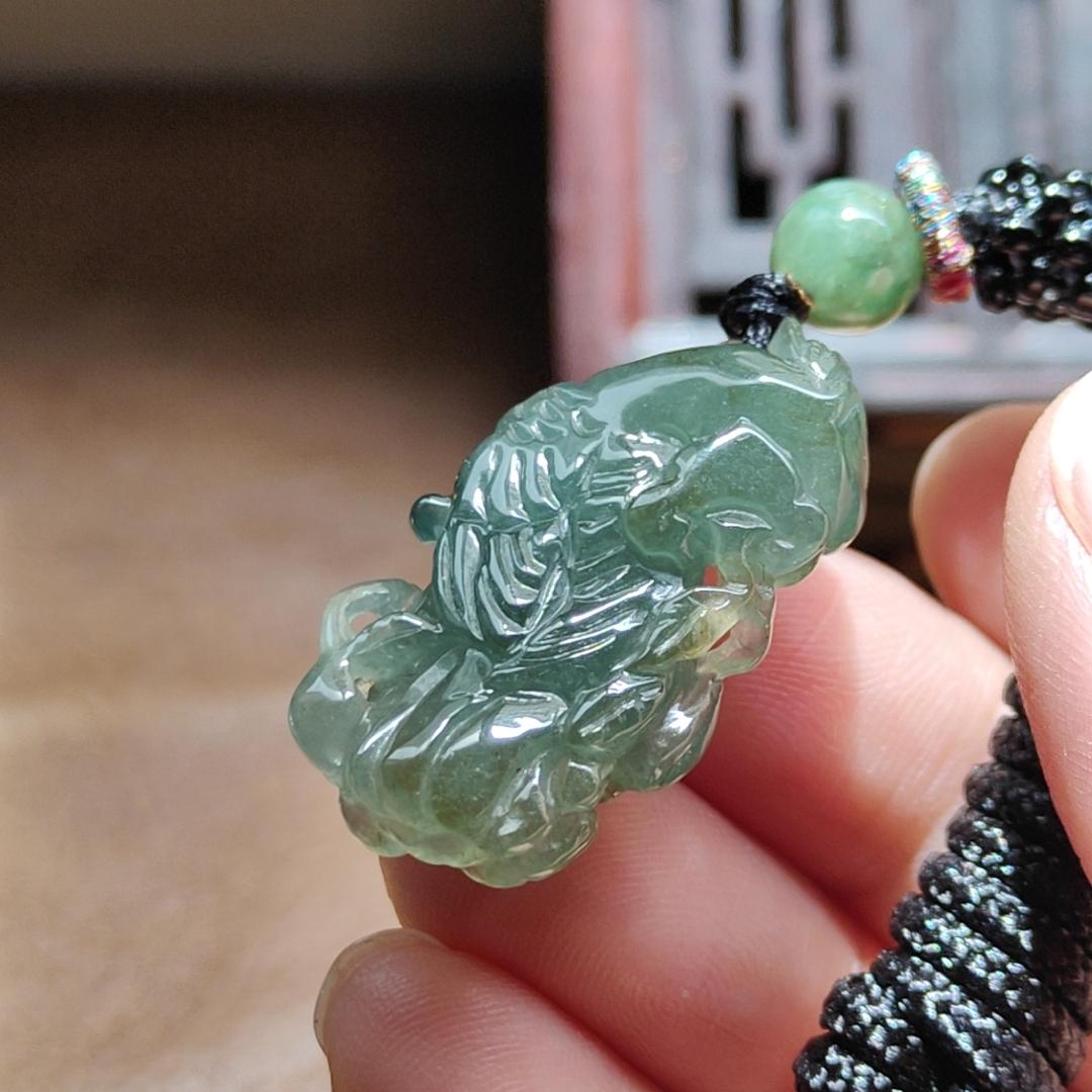 Icy Crafted as Parrot - Sold - This is a Icy Parrot with green