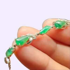 Boutique de Jadeite Jade - Sept cabochons verts sertis sur argent S925 en guise de bracelet - Jadeite Jadeite Naturel - Image 9