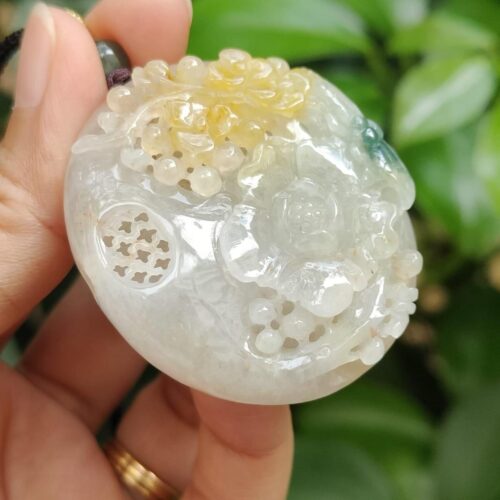 Colgante de jadeíta natural de estilo antiguo de la escuela elaborado con flores en amarillo y verde Imagen 9