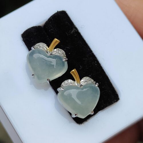 a pair of earrings in a box - Heart Shape Cabochons - Apple Design