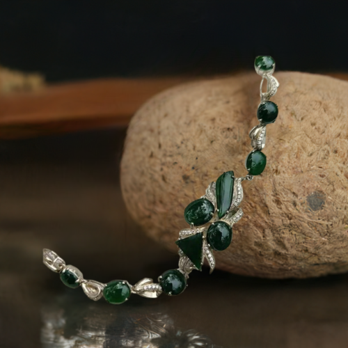 một chiếc vòng tay trên đá - 10 viên Cabochon xanh đậm