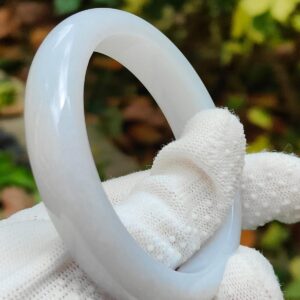 Wood Element Lavender Jade Bangle - Location: SG Jalan Meragi Park, Y.P.Q Certified Test - Approved 9