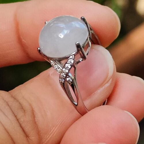 Natural Jadeite Ring - Location: Jalan Meragi Park - Y.P.Q certified testing - approved 5