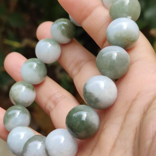 Earth Element Jade Bracelet - Location: Jalan Meragi Park Simei Estate SG - Y.P.Q Certified testing - approved 4