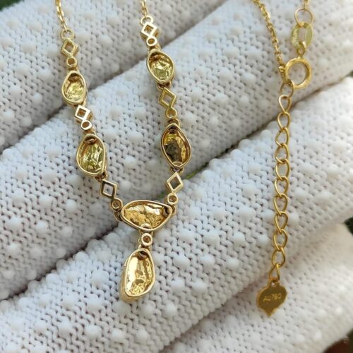 Earth & Fire Energy Jadeite Chain - 18k gold - Location: Jalan Meragi Road - Y.P.Q certified testing - approved 5