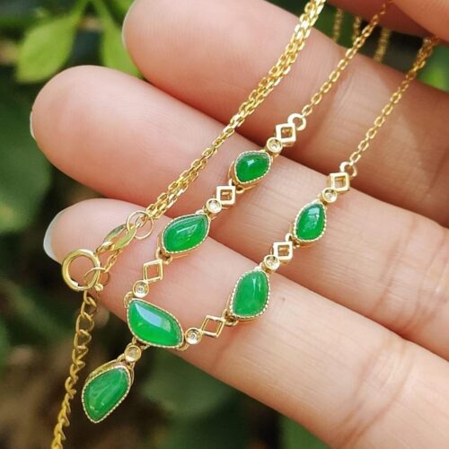 Earth & Fire Energy Jadeite Chain - 18k gold - Location: Jalan Meragi Road - Y.P.Q certified testing - approved 4