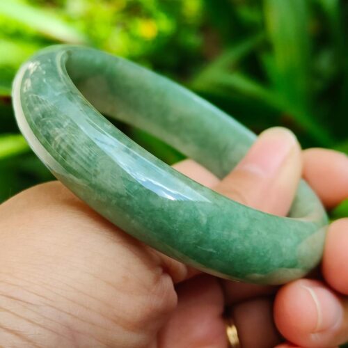 Jadeite Bangle - Location: Jalan Meragi Park - Y.P.Q certified quality testing - approved 6