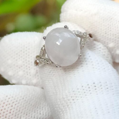 Natural Jadeite Ring - Location: Jalan Meragi Park - Y.P.Q certified testing - approved 2
