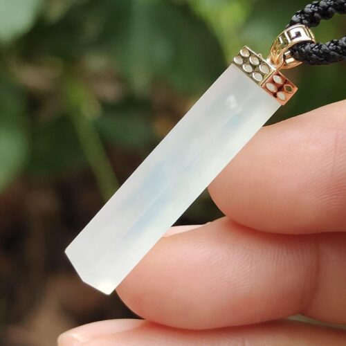 Harmony’s Embrace Natural Jadeite Pendant - Location: Jalan Meragi Singapore - Y.P.Q certified testing - approved 2