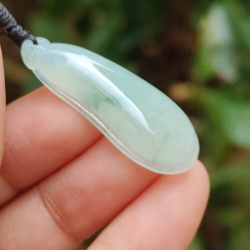 Water Essence Jade Pendant - Location: Jalan Meragi Park Singapore Simei Estate - Y.P.Q certified quality testing - approved 7