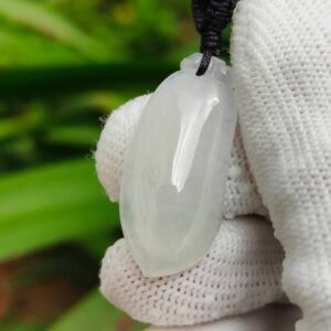 Natural Type A Fugua Jadeite Pendant - location: Jalan Meragi Road - Simei Park - Y.P.Q certified quality testing - approved 9