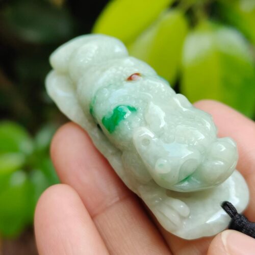Natural Type A Jadeite Toad Pendant - Location: Jalan Meragi Road - Singapore Y.P.Q Certified Quality Testing - Approved 6