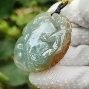 Natural Type A Jadeite Pixiu Pendant - Location: Jalan Meragi Road - Singapore Y.P.Q certified testing - approved 7