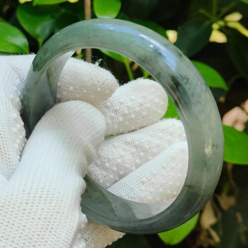 Jadeite Jade Peace Bangle - location: Jalan Meragi Road Singapore Y.P.Q certified testing - approved 1