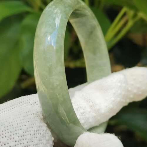Natural Type A Jadeite Jade Peace Bangle - Location: Jalan Meragi Road Singapore - Y.P.Q certified testing - approved 5