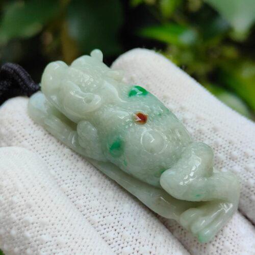 Natural Type A Jadeite Toad Pendant - Location: Jalan Meragi Road - Singapore Y.P.Q Certified Quality Testing - Approved 11