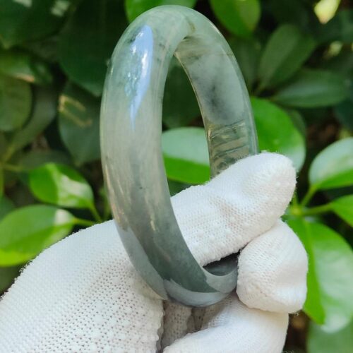 Jadeite Jade Peace Bangle - location: Jalan Meragi Road Singapore Y.P.Q certified testing - approved 5