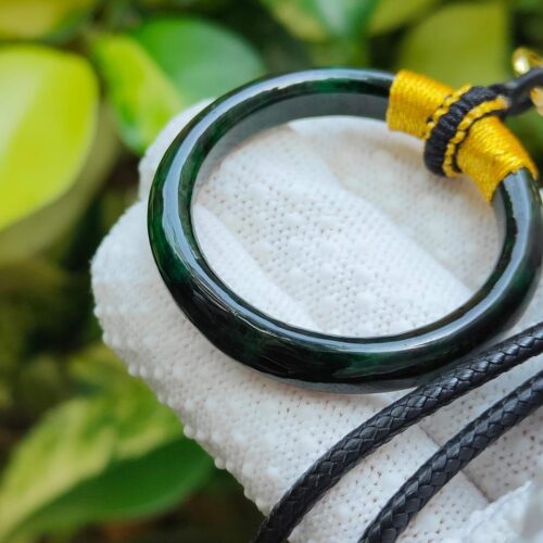 Rare Green Hoop Jadeite Jade Shop Pendant - Jalan Meragi Road Singapore Y.P.Q certified testing - approved 5