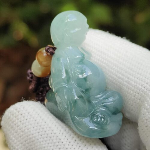 Natural Type A Jadeite Buddha - Location: Jalan Meragi Road Singapore Y.P.Q Certified Quality Testing - Approved 6