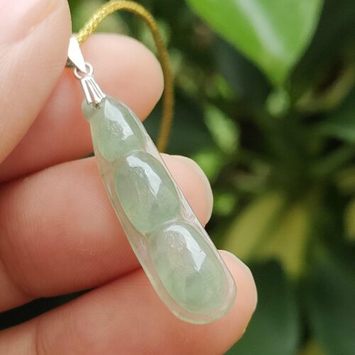 Jadeite Triple Prosperity Bean Pendant - Jalan Meragi Road Singapore Y.P.Q certified testing - approved 4